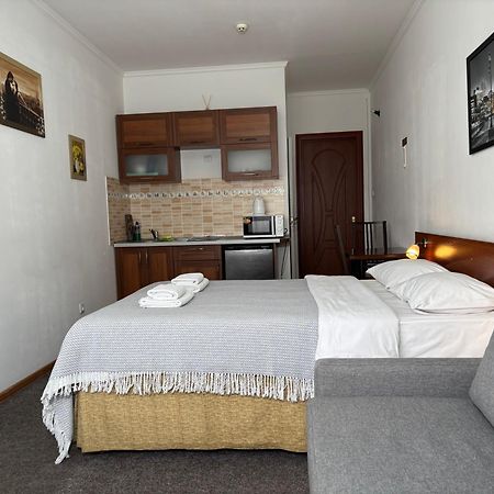 Apartamento Авіа Úzhgorod Exterior foto