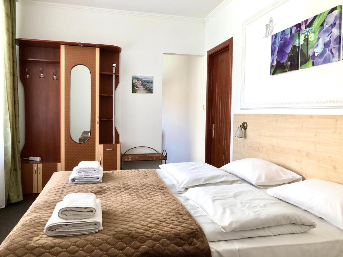 Apartamento Авіа Úzhgorod Exterior foto